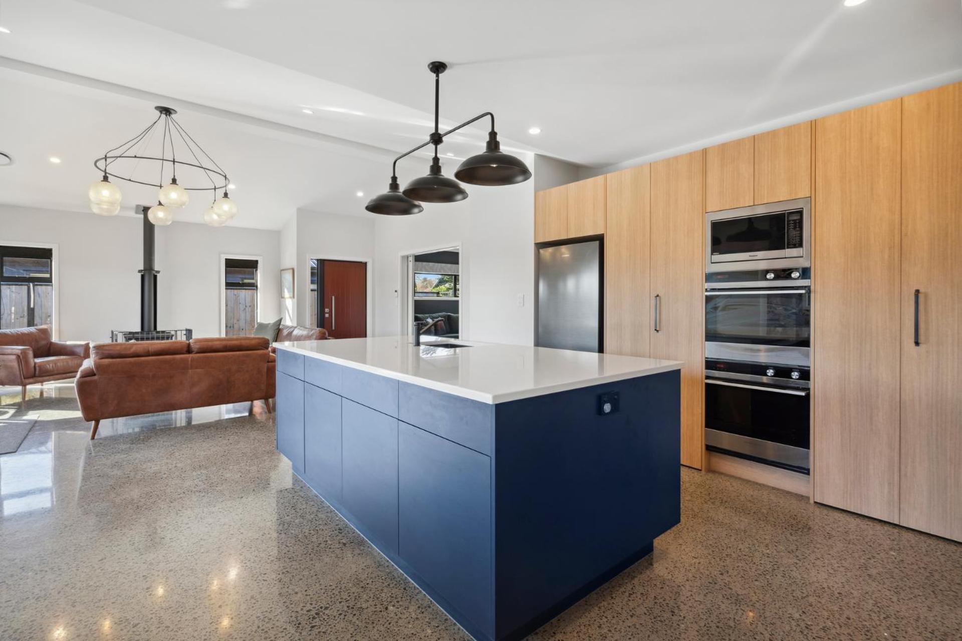 Regent Sanctuary - Martinborough Holiday Home Екстериор снимка